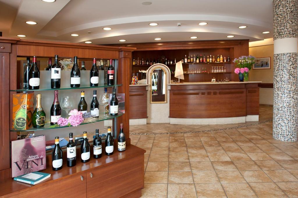 Wine Hotel Munin 卡纳莱 外观 照片